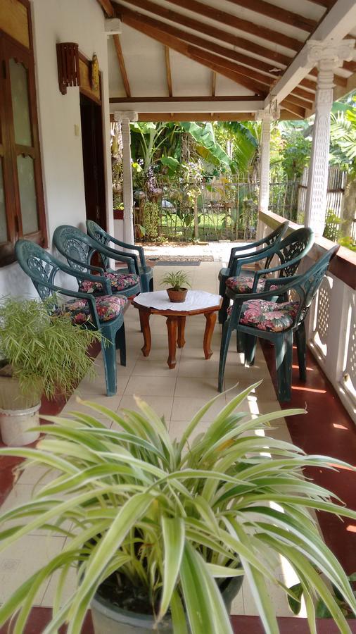 Gem Villa Weligama Buitenkant foto